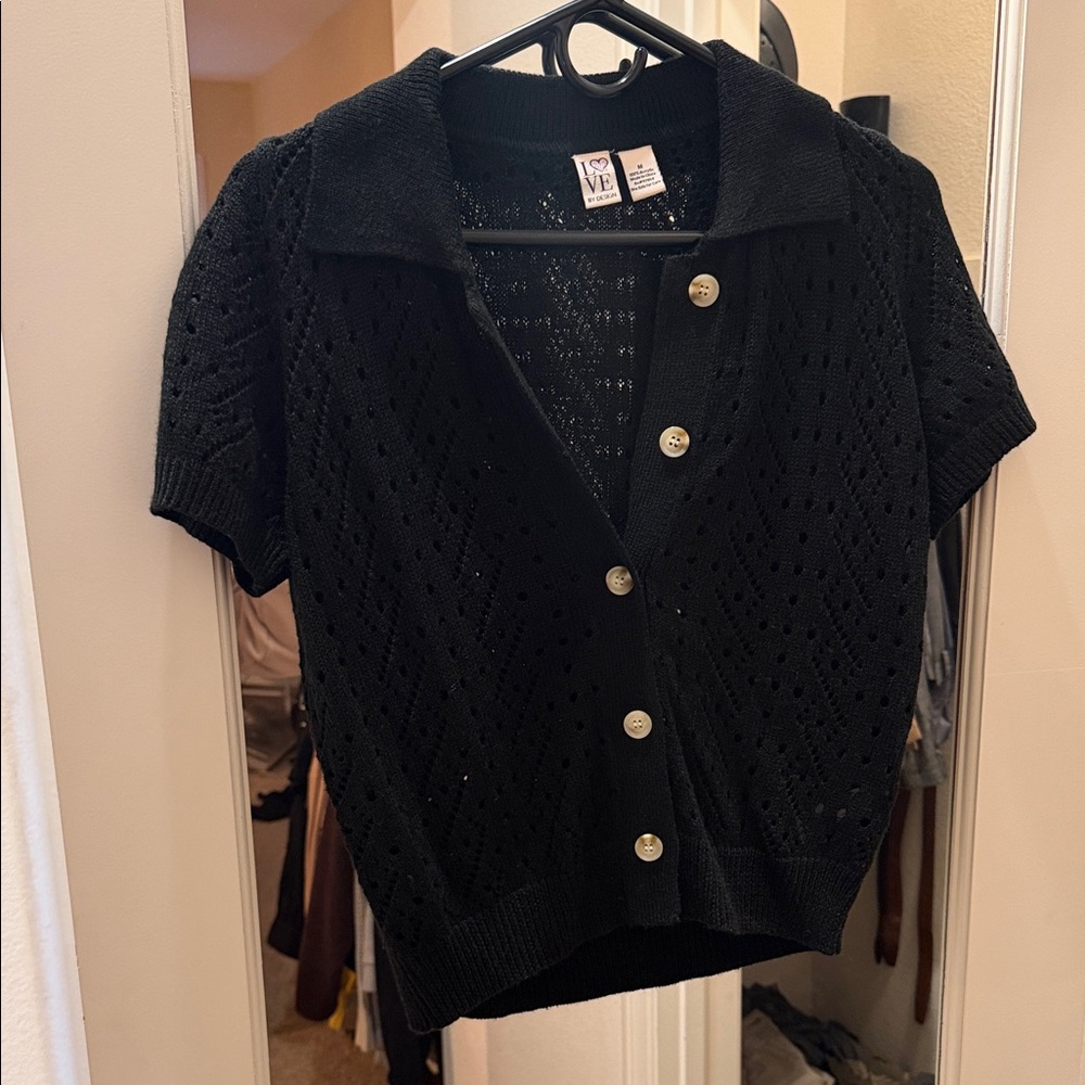 Love Tree Black Short-Sleeve crochet button up